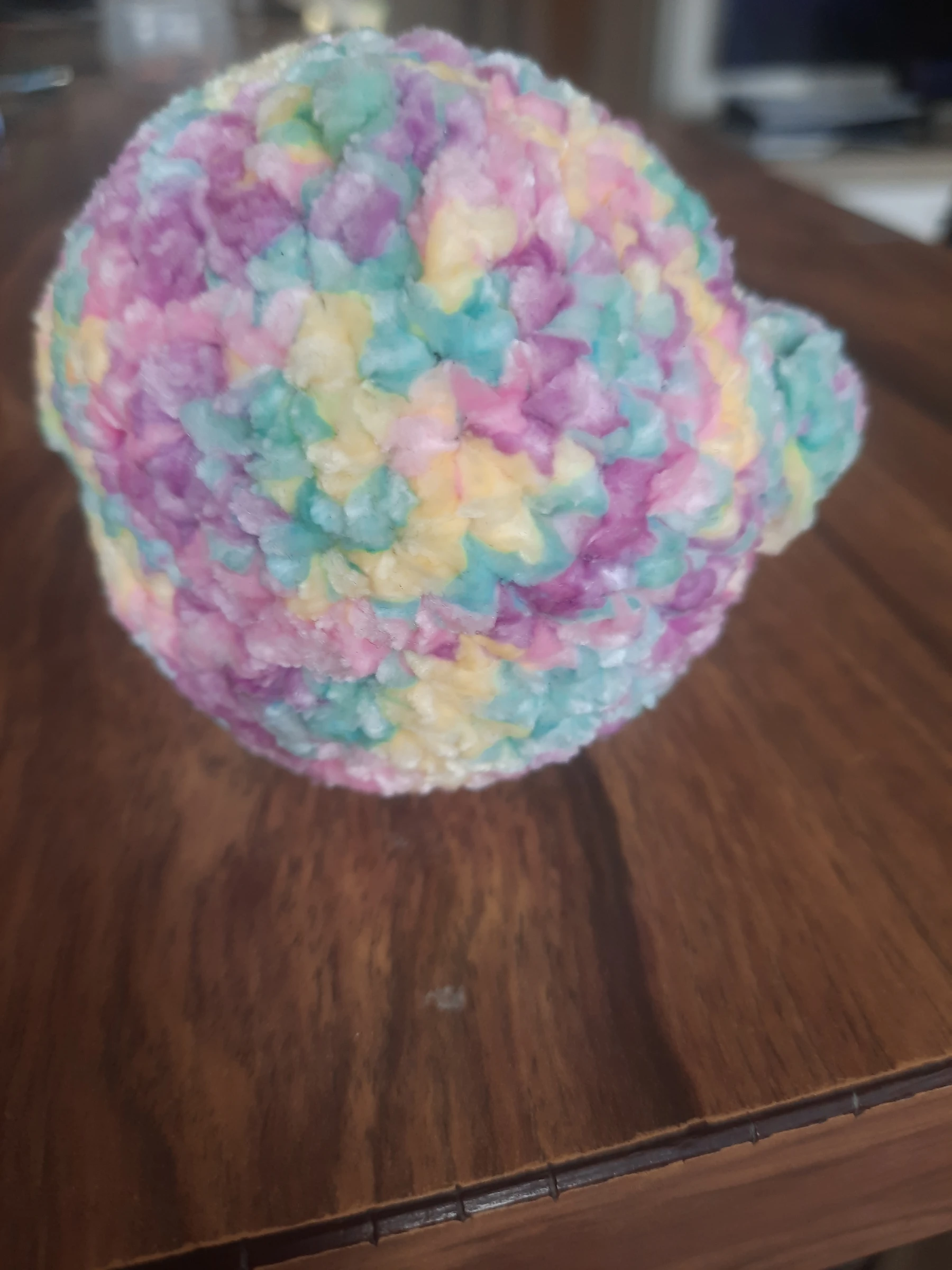 Pastel Rêveur 🌈✨ – Peluche artesanal hecha a mano con ganchillo – photo 4